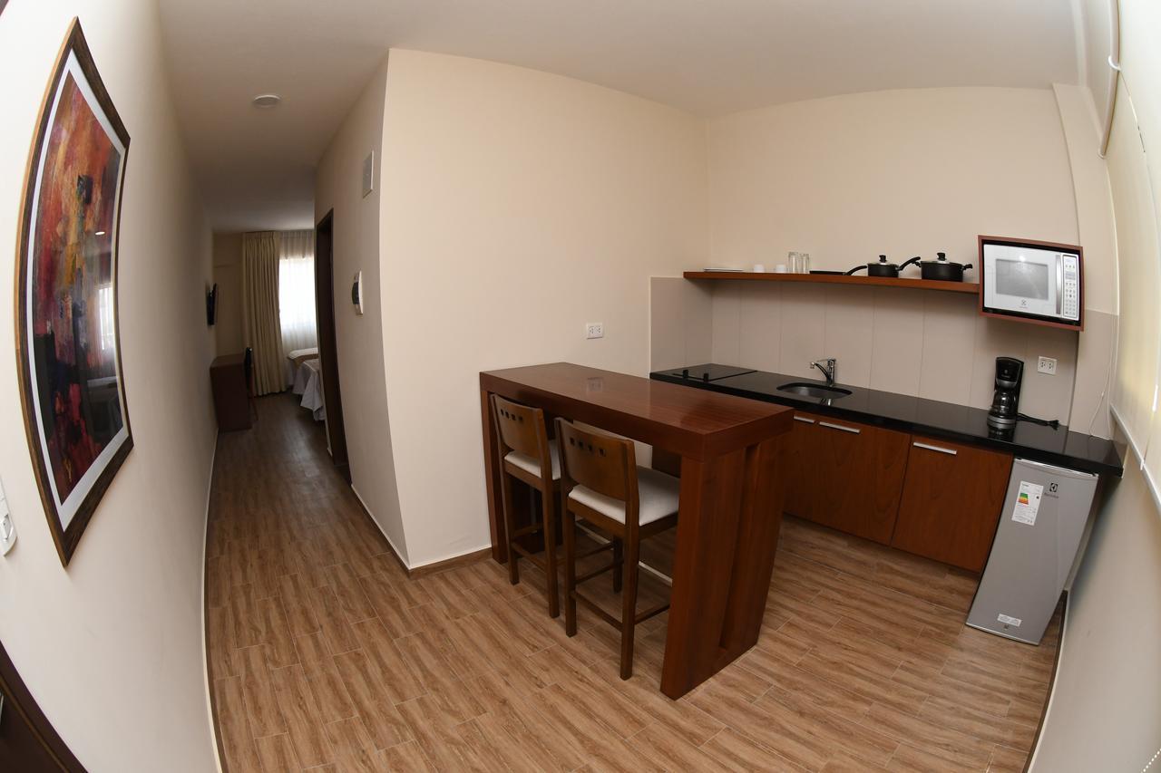 Taos Apart Hotel Santa Cruz de La Sierra Buitenkant foto